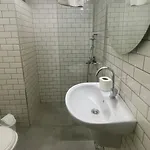 Tomsan Vilă *