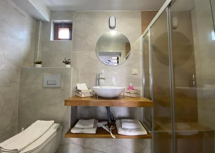 فيلة Tomsan اكياكا