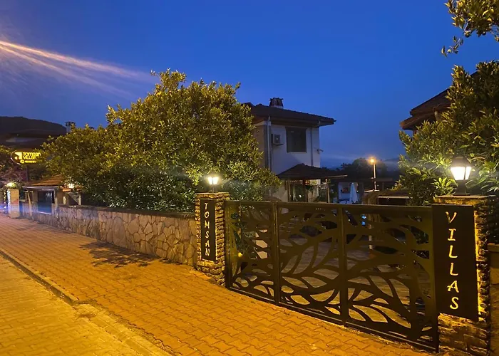 فيلة Tomsan اكياكا